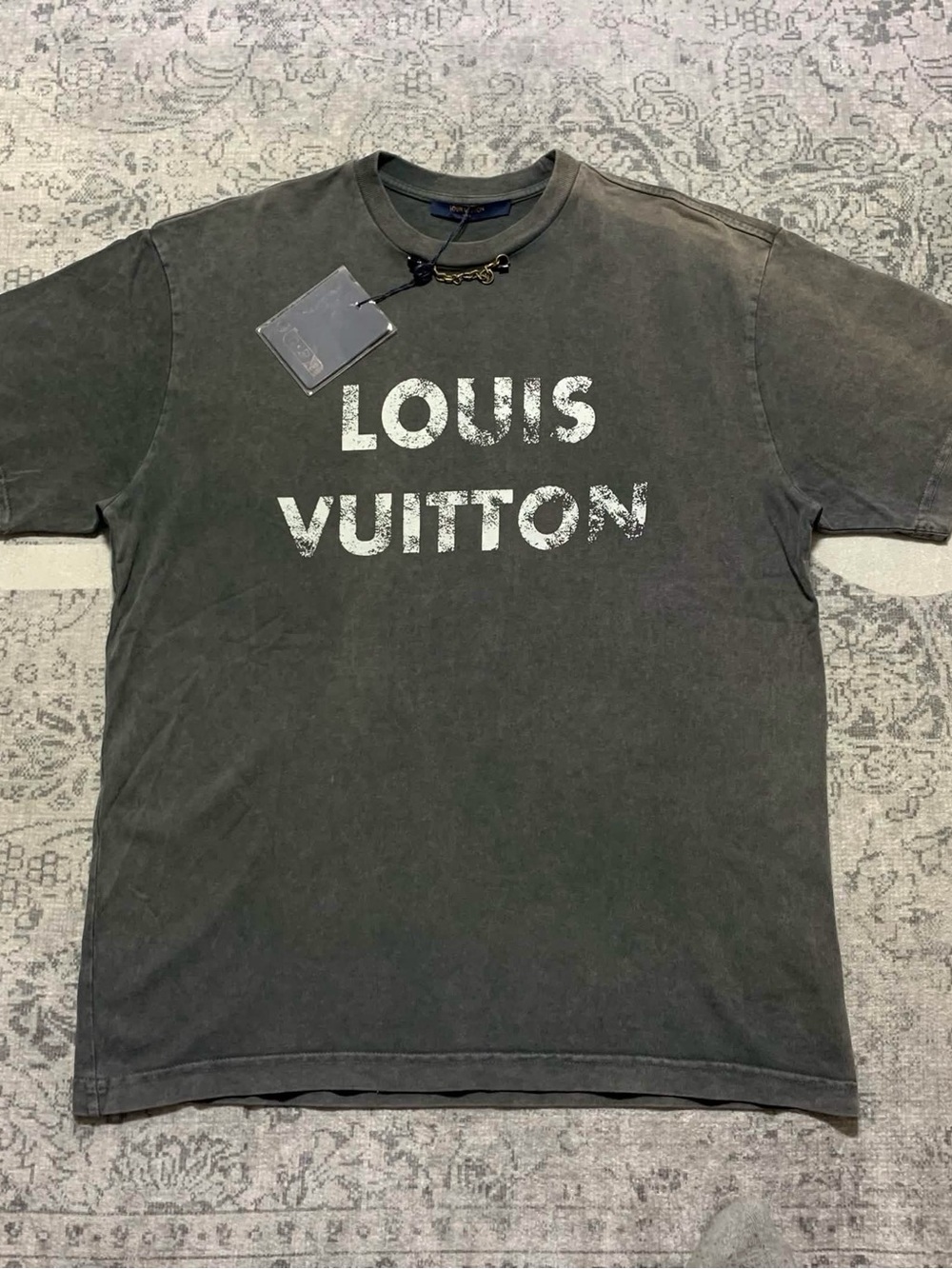 Louis Vuitton Men's Distressed Logo T-Shirt Size M